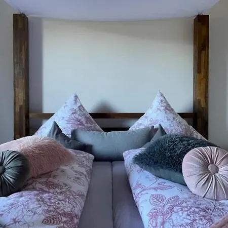 Sky Bed And Wood Stove Appartement *